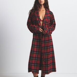 NWT SKIMS Unisex S/M Robe Red Black Plaid Loungewear Cozy